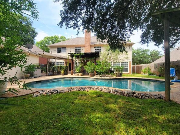 2200  Strathmore Drive , Highland Village Texas 75077