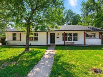 1009  Walnut Street 