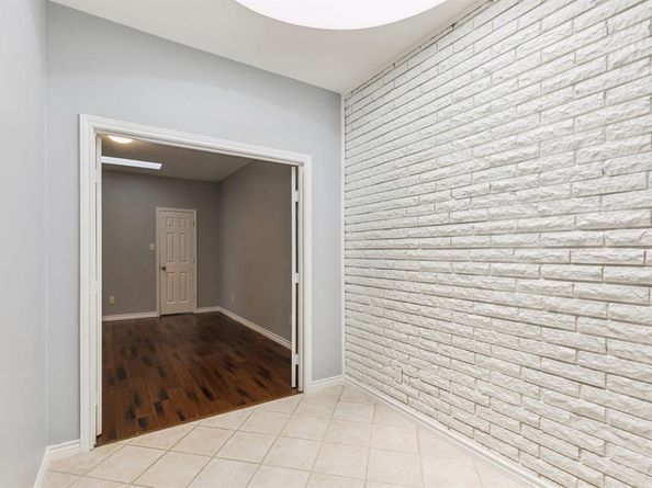 5801  Orchid Lane , Dallas Texas 75230