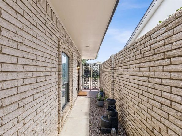 5801  Orchid Lane , Dallas Texas 75230
