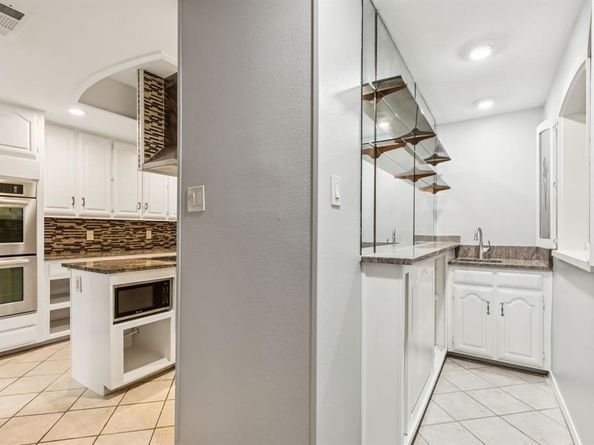 5801  Orchid Lane , Dallas Texas 75230