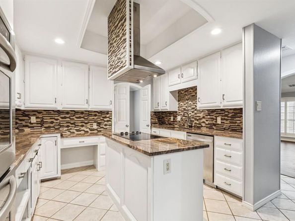 5801  Orchid Lane , Dallas Texas 75230