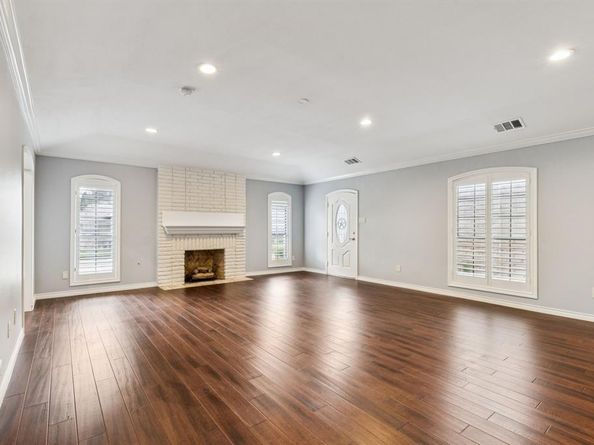 5801  Orchid Lane , Dallas Texas 75230