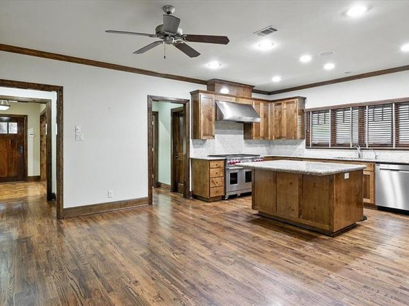 3328 W 4th Street , Fort Worth Texas 76107