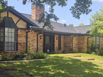 1429  Merrimac Trail 