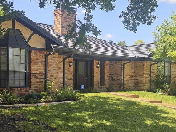 1429  Merrimac Trail , Garland Texas 75043