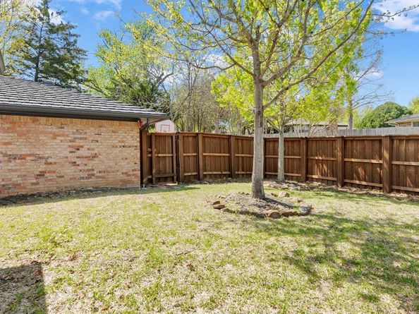 1429  Merrimac Trail , Garland Texas 75043