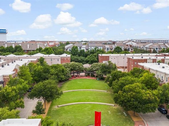 15814  Breedlove Place  137, Addison Texas 75001