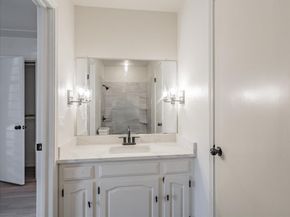 903  Leslie Drive , Arlington Texas 76012