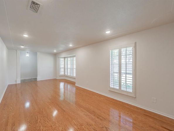 903  Leslie Drive , Arlington Texas 76012