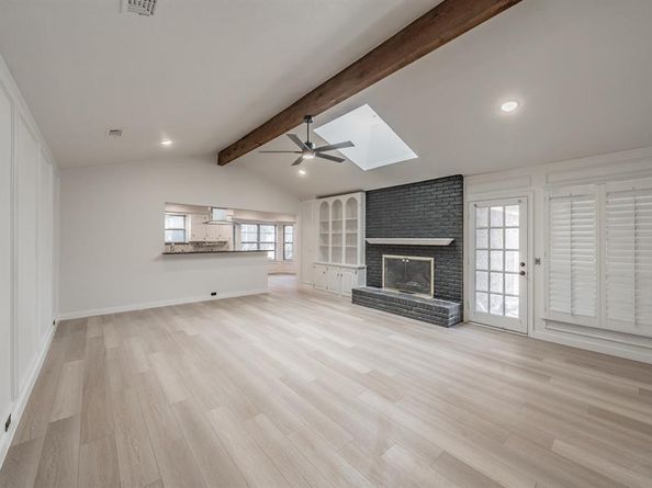 903  Leslie Drive , Arlington Texas 76012