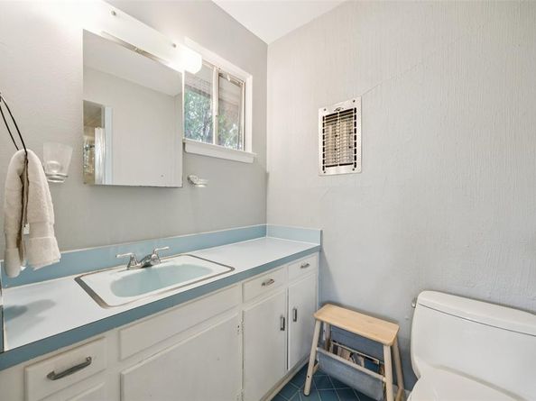 7046  Gaston Avenue , Dallas Texas 75214