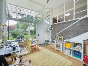 7046  Gaston Avenue , Dallas Texas 75214