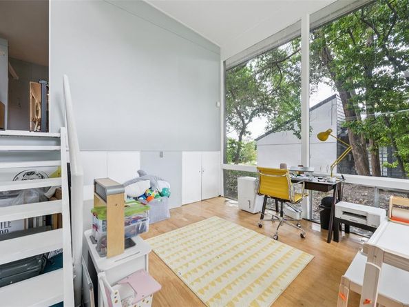 7046  Gaston Avenue , Dallas Texas 75214