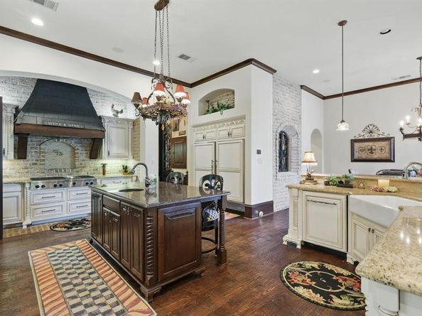 3114  Lake Creek Drive , Highland Village Texas 75077