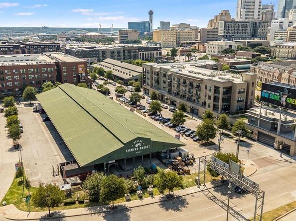 2080  Kelly   105, Dallas Texas 75215