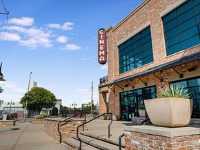 2080  Kelly   105, Dallas Texas 75215