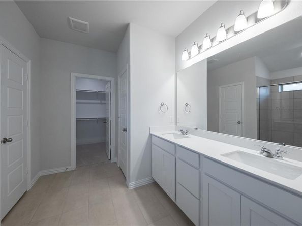 2100  Briarbrook Drive , Denton Texas 76207