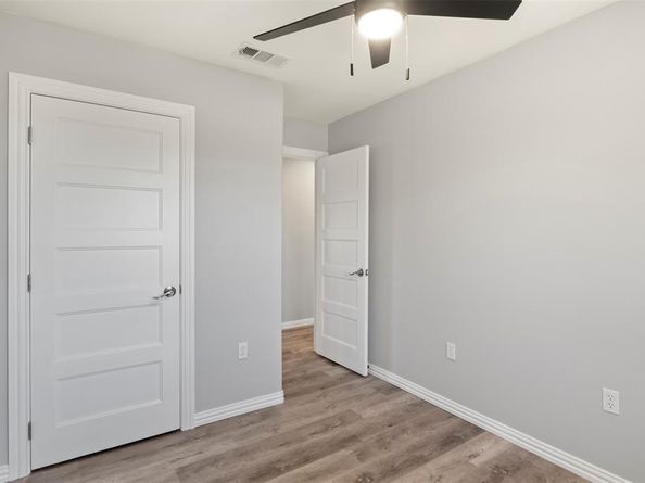 6543  Tioga Circle , Dallas Texas 75241