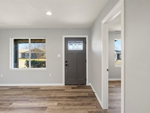 6543  Tioga Circle , Dallas Texas 75241