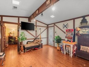 1005  Acorn Court , Arlington Texas 76012