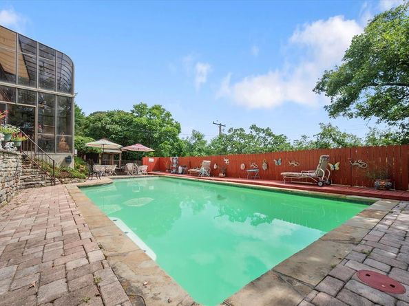 1005  Acorn Court , Arlington Texas 76012