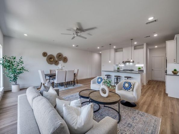 5613  Woodlands Drive , The Colony Texas 75056