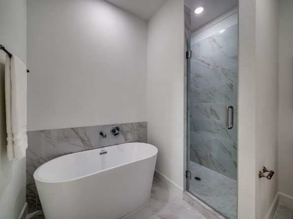 5613  Woodlands Drive , The Colony Texas 75056