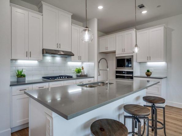 5613  Woodlands Drive , The Colony Texas 75056