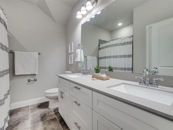 517  Hutchinson Lane , Lewisville Texas 75077