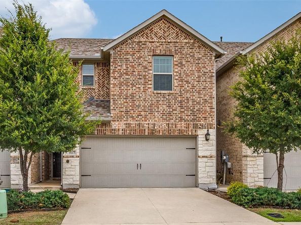 517  Hutchinson Lane , Lewisville Texas 75077