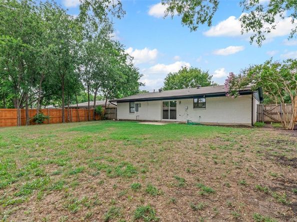 812  Warren Way , Richardson Texas 75080