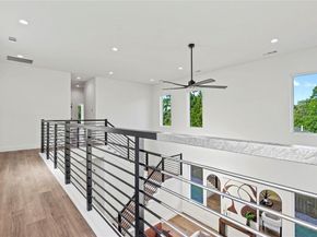 1526  Claude Street , Dallas Texas 75203