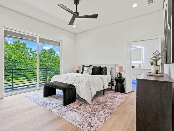 1526  Claude Street , Dallas Texas 75203