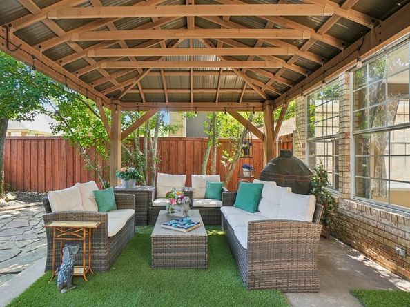 2805  Dove Court , McKinney Texas 75072