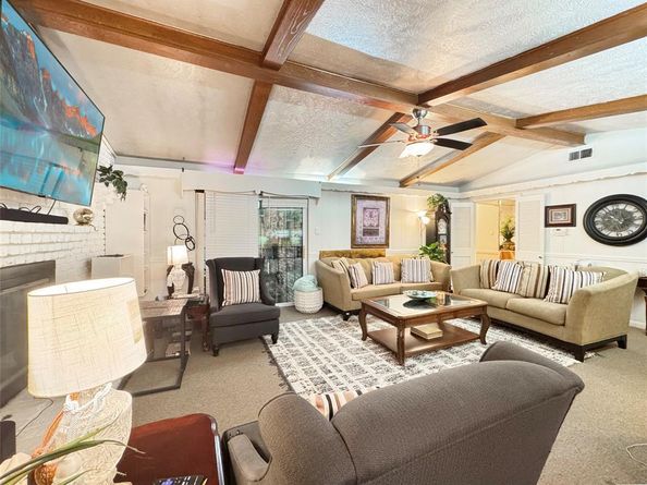 5121  Chalet Lane , Dallas Texas 75232