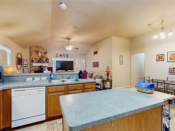 628  Bent Oak Drive , Fort Worth Texas 76131