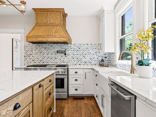 5701  Worth Street , Dallas Texas 75214