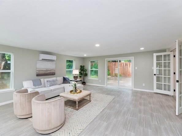 2619  Materhorn Drive , Dallas Texas 75228