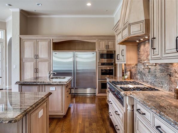 5973  Azalea Lane , Dallas Texas 75230