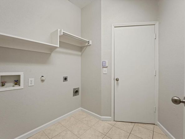 6909  Crenshaw Lane , Denton Texas 76210