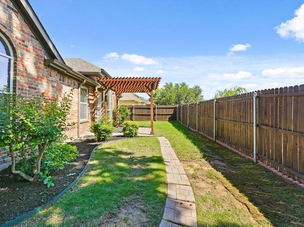6909  Crenshaw Lane , Denton Texas 76210