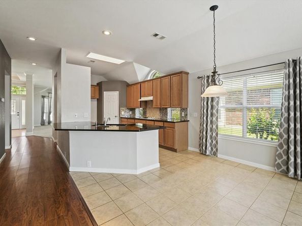 6909  Crenshaw Lane , Denton Texas 76210