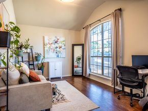 536  Cross Ridge Circle N, Fort Worth Texas 76120
