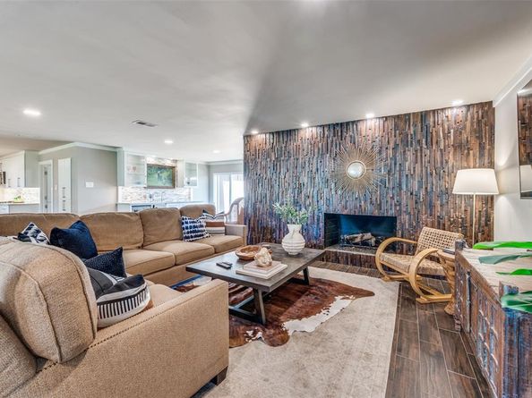 3345  Galahad Drive , Dallas Texas 75229