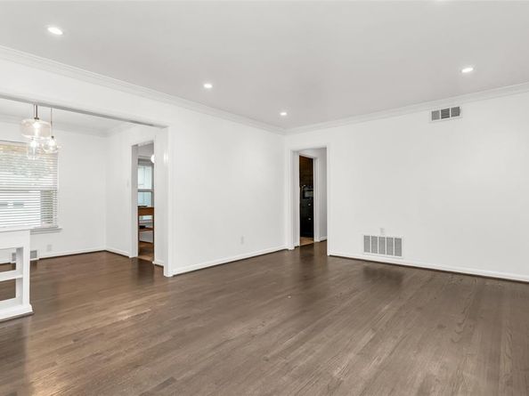3727  Hawick Lane , Dallas Texas 75220