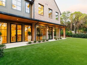 3944  Dalgreen Circle , Dallas Texas 75214