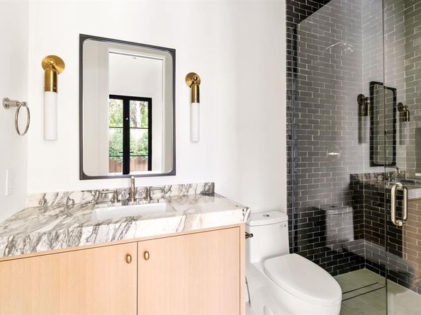3944  Dalgreen Circle , Dallas Texas 75214