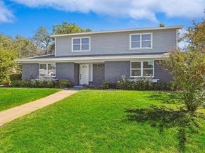 1126  Bobbie Lane , Garland Texas 75042