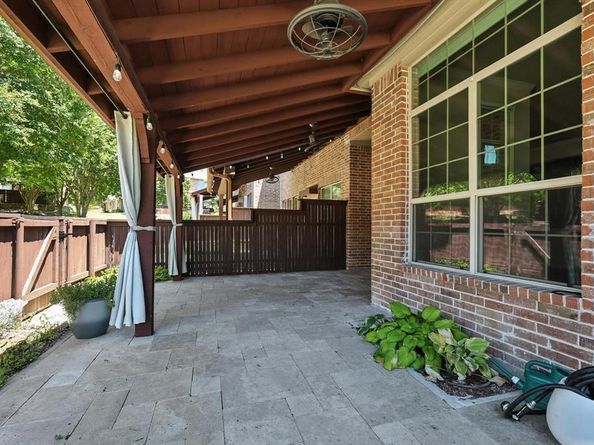 1911  Osprey Lane , Garland Texas 75044